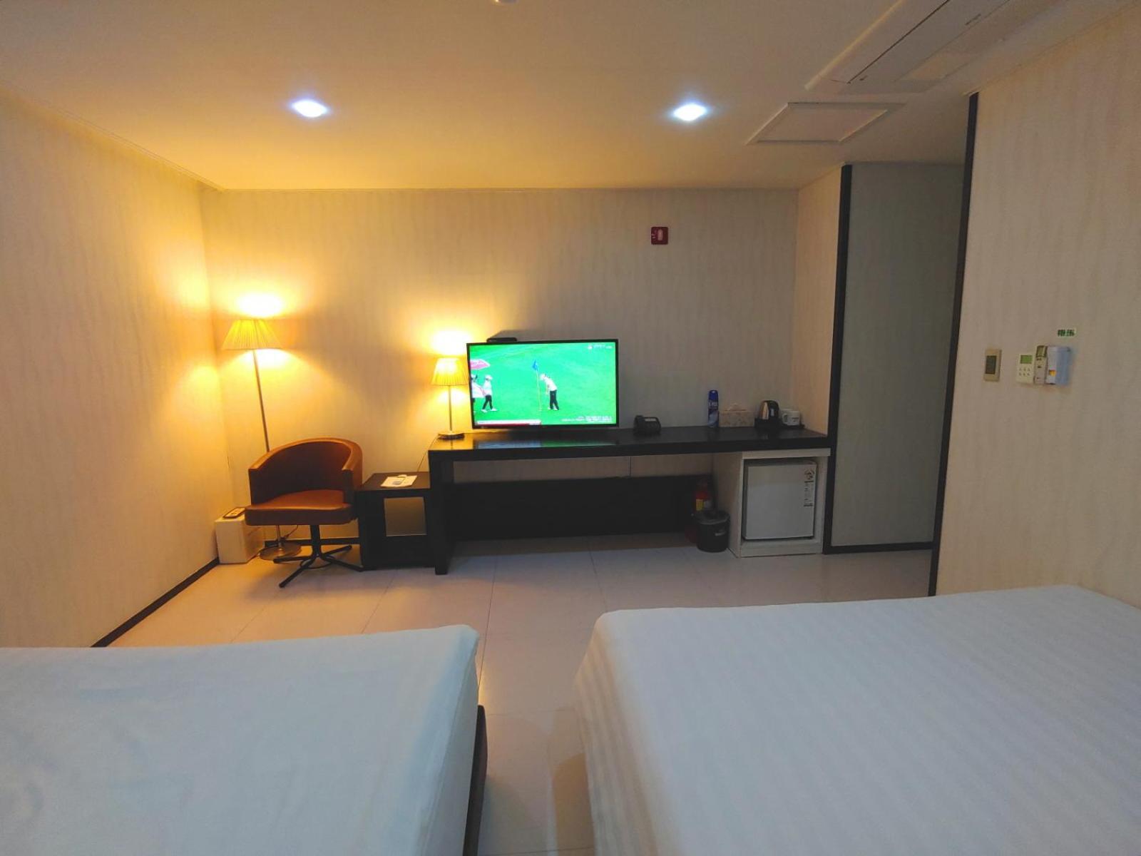 Hotel Rhangju Seogwipo Exterior photo
